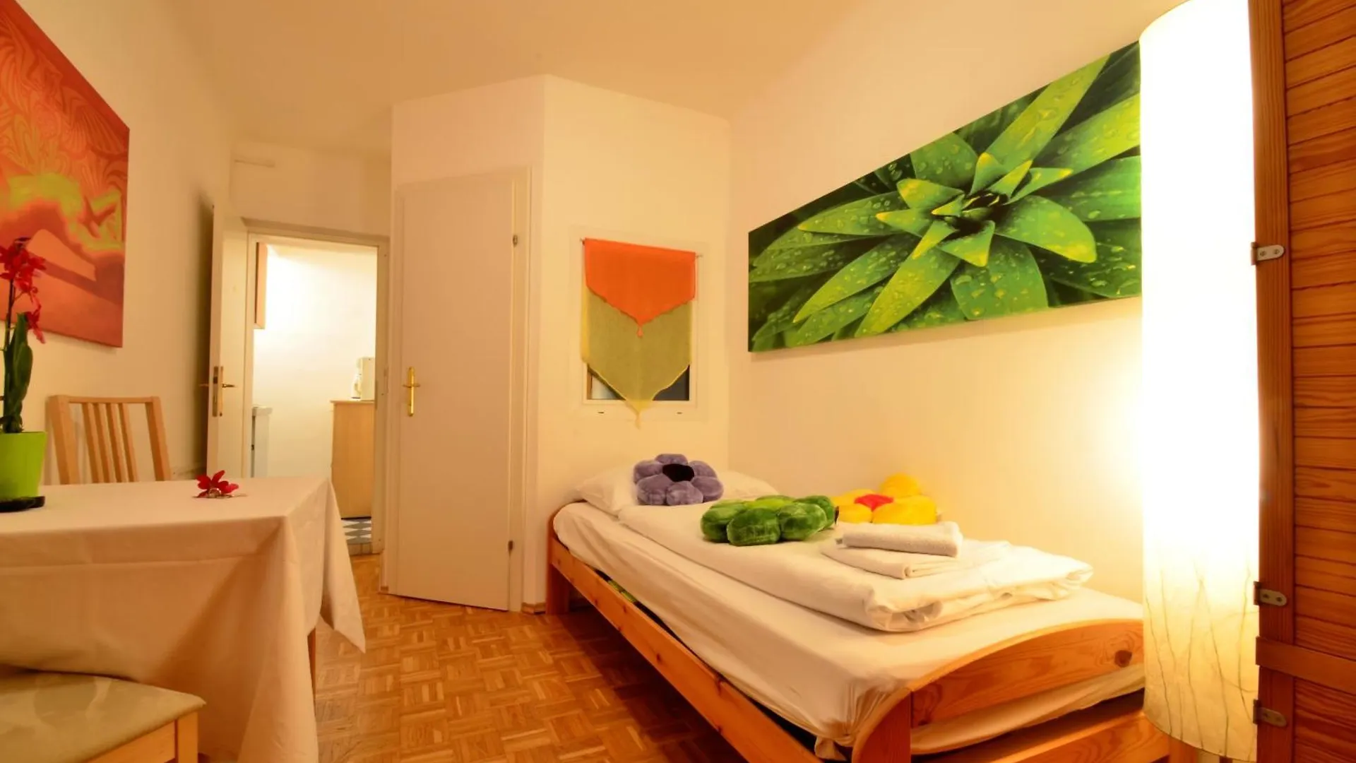 Ferienwohnung Ajo Vienna Siemens - Contactless Check-In Apartment