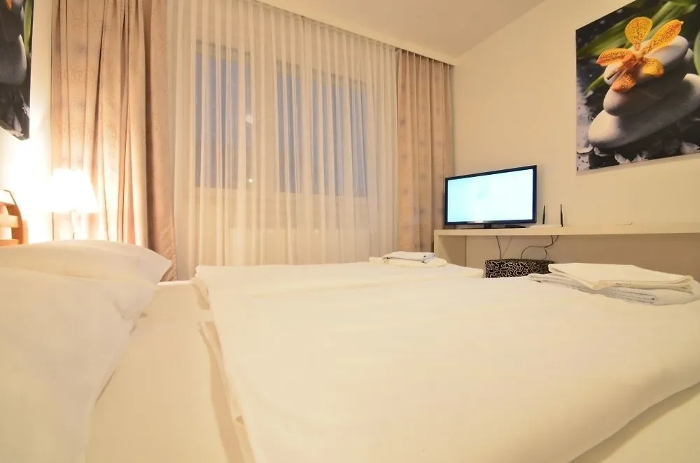 Ferienwohnung Ajo Vienna Siemens - Contactless Check-In Apartment