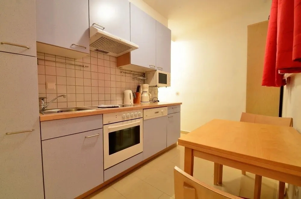 Ajo Vienna Siemens - Contactless Check-In Apartment